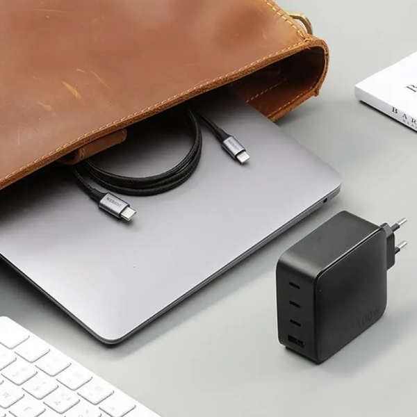 Мережевий зарядний пристрій UGREEN CD226 100W GaN Fast Charger (3xUSB-C + 1xUSB-A) з кабелем (90575)