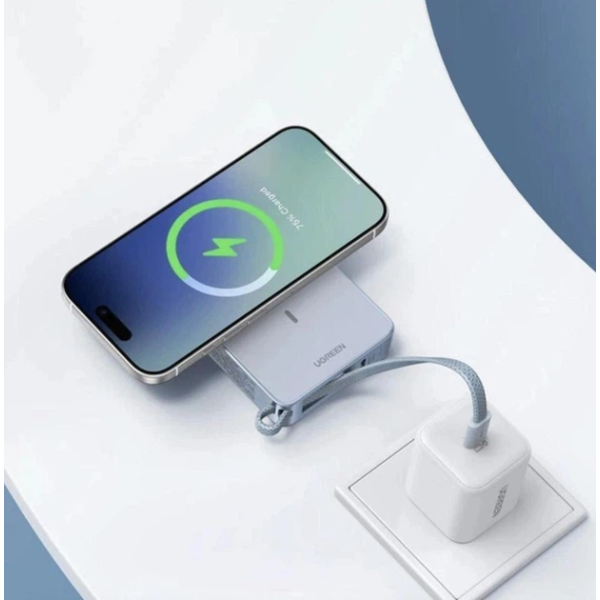 Павербанк UGREEN PB594 10000mAh 30W з бездротовою MagSafe-зарядкою та вбудованим USB-C кабелем (Блакитний)
